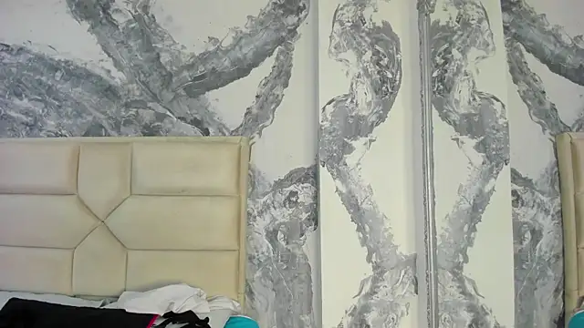 Rianamanson online show from 10/15/25, 09:48