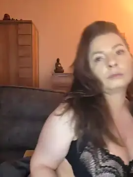 cristalines online show from 02/19/26, 07:21