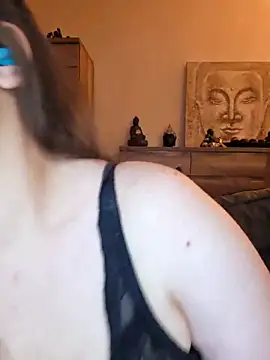 cristalines online show from 05/14/26, 01:12
