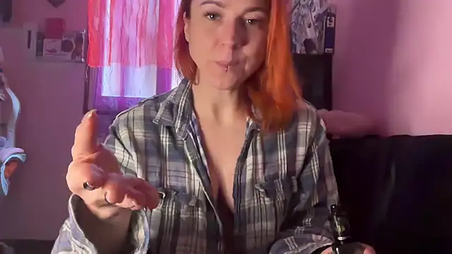 Nikky Divine online show from 02/05/26, 07:46