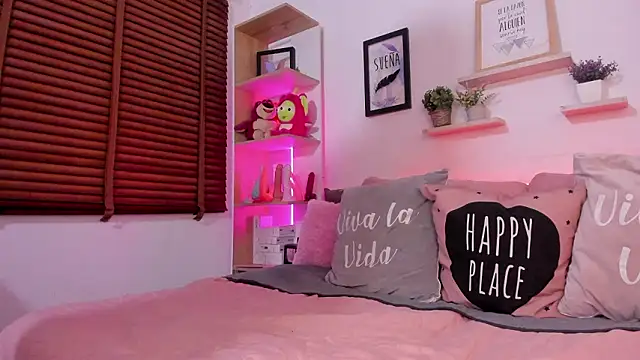 Nata Villalobos online show from 03/13/26, 03:13