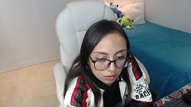 Snapshot of Gabi_morales chatting on 02/08/25, 05:08 Gabi morales online show from 02/08/25, 05:08