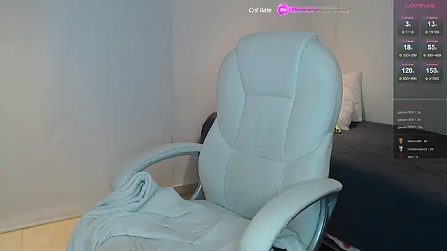 Snapshot of Gabi_morales chatting on 02/17/25, 02:42 Gabi morales online show from 02/17/25, 02:42