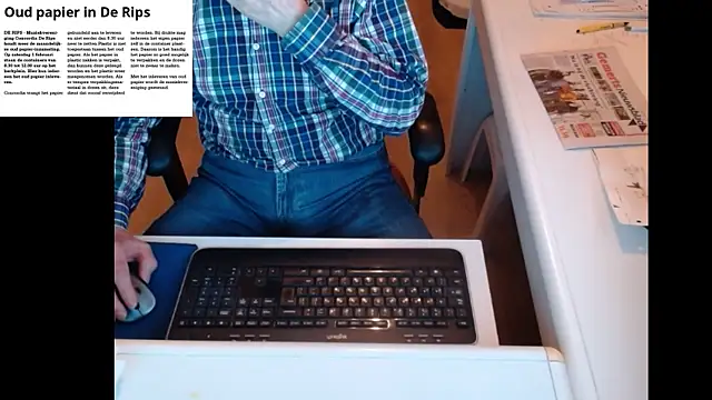 Snapshot of dutchpornking chatting on 01/28/25, 05:56 dutchpornking online show from 01/28/25, 05:56