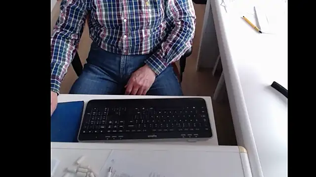 Snapshot of dutchpornking chatting on 02/11/25, 02:46 dutchpornking online show from 02/11/25, 02:46
