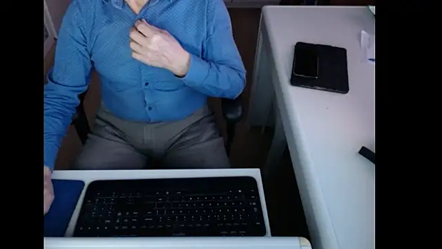 dutchpornking online show from 12/18/25, 07:36