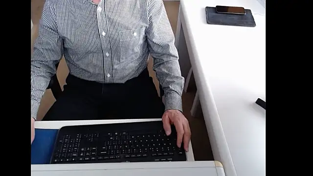 dutchpornking online show from 04/21/26, 06:09