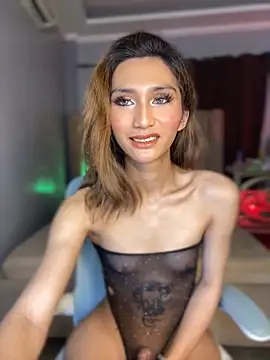 SpiffyFuchsia69 online show from 10/19/25, 05:13