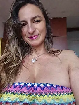 Snapshot of marilyn_love6969 chatting on 07/08/26, 01:48 marilyn love6969 online show from 07/08/26, 01:48