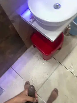 Snapshot of luciferdxm5 chatting on 03/08/25, 04:45 luciferdxm5 online show from 03/08/25, 04:45