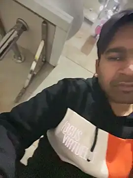 Snapshot of luciferdxm5 chatting on 01/11/26, 08:19 luciferdxm5 online show from 01/11/26, 08:19