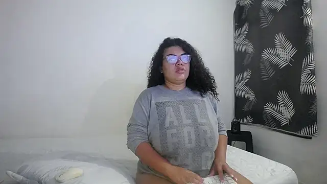 mabigomez00 online show from 03/27/26, 09:10