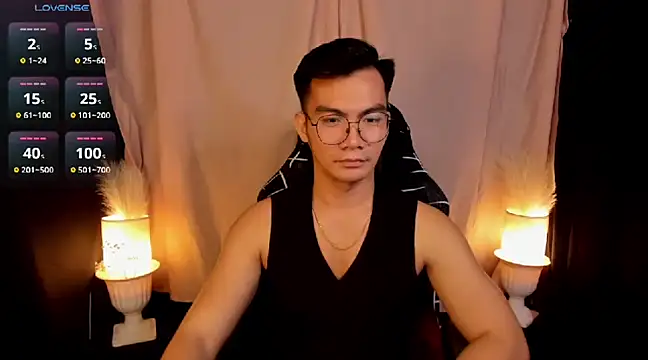 000batman000 online show from 02/10/25, 07:04