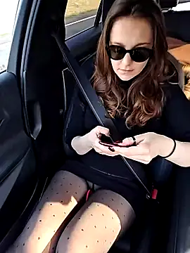 Tinas5 online show from 03/04/26, 07:58