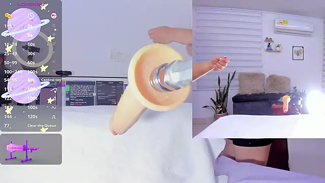 sofi velez online show from 03/02/25, 01:26