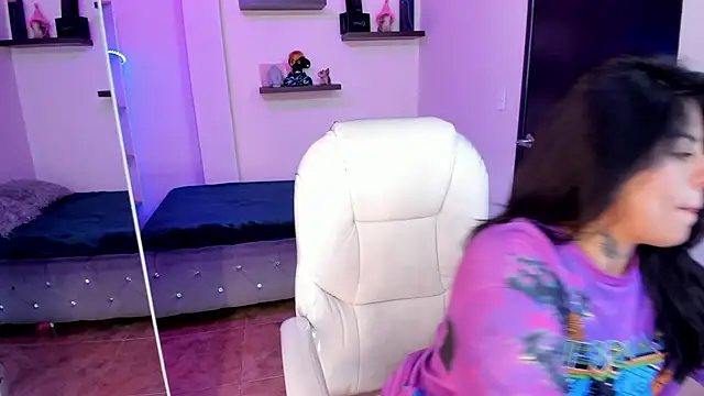 Catalinaa martinez online show from 02/03/25, 07:31