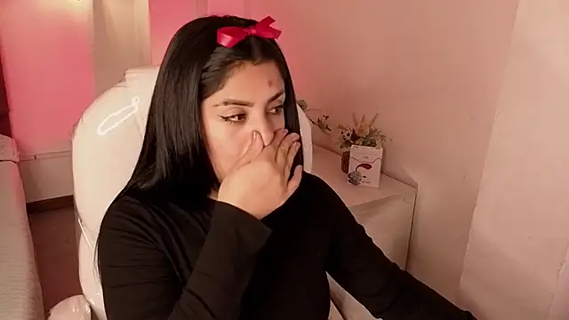 Catalinaa martinez online show from 10/10/25, 03:05