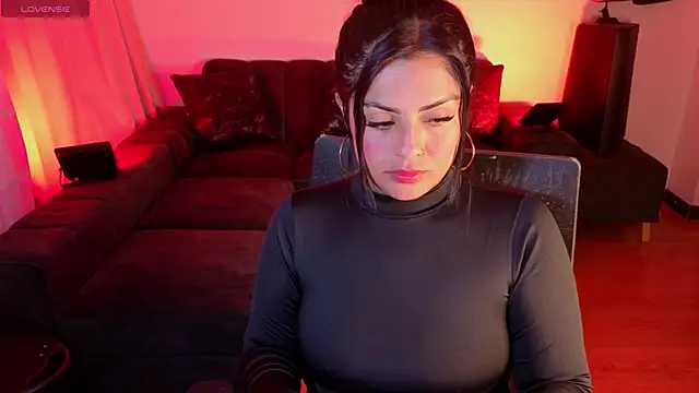 Catalinaa martinez online show from 01/15/26, 03:00