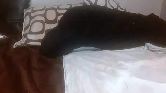 AnnyelinnaLove online show from 03/15/25, 11:29