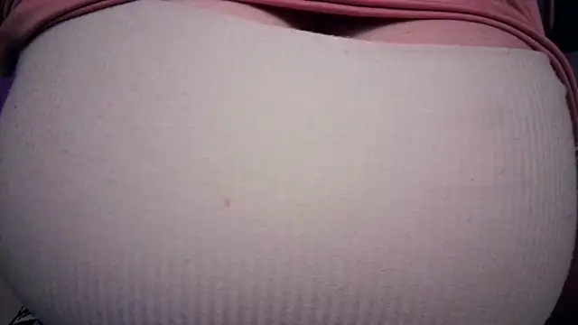 AnnyelinnaLove online show from 01/06/26, 12:36