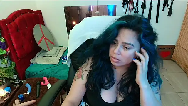 elektra 32 online show from 02/17/25, 08:19