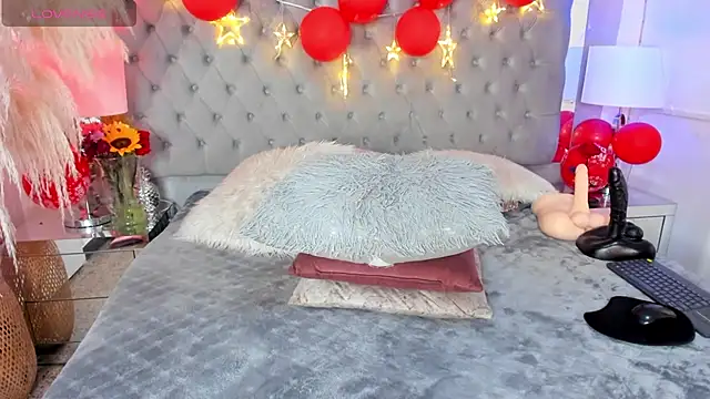 Kaitlyn Brwon online show from 02/16/25, 06:43