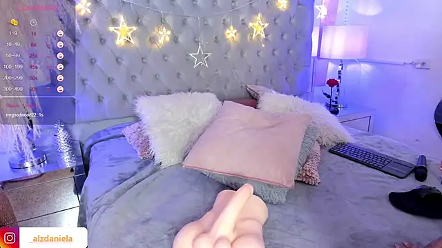 Kaitlyn Brwon online show from 03/15/25, 09:19