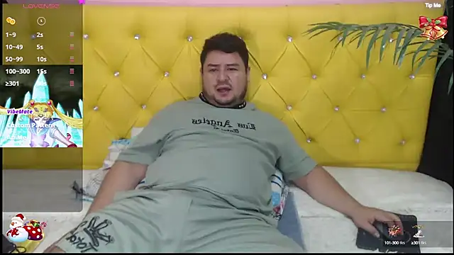 oso dirty  online show from 12/13/24, 05:32