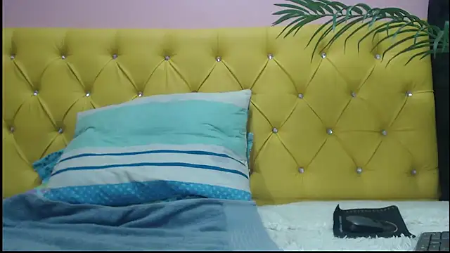 oso dirty  online show from 12/15/24, 05:42