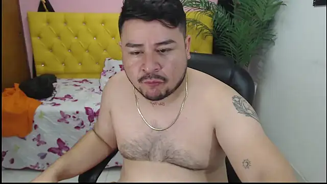 oso dirty  online show from 12/21/24, 05:40