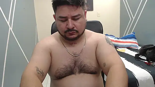 oso dirty  online show from 01/24/25, 05:32