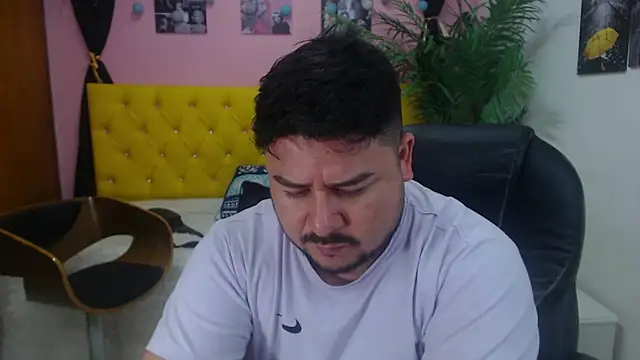 oso dirty  online show from 02/26/25, 05:39