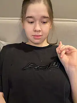 HornyGirlH online show from 03/13/26, 05:25