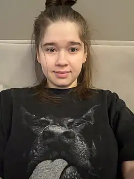 HornyGirlH online show from 03/19/26, 04:49