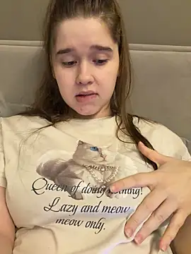 HornyGirlH online show from 04/06/26, 01:14