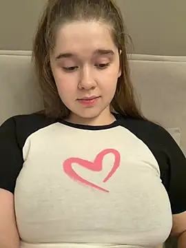 HornyGirlH online show from 07/03/26, 10:27
