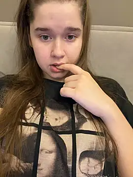 HornyGirlH online show from 07/09/26, 12:04