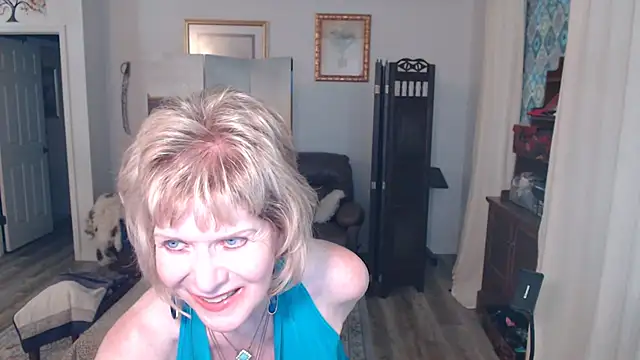 SindeeDix online show from 05/30/26, 12:02