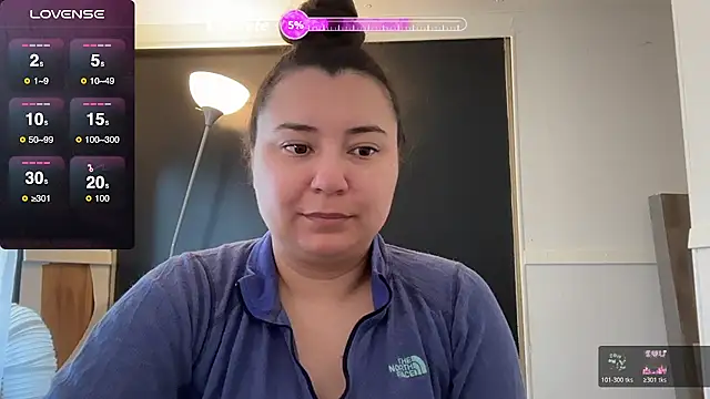 ariahastings942 online show from 04/18/26, 12:31