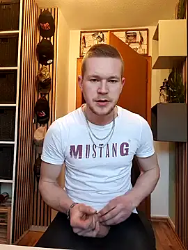 Playbunniboy online show from 02/05/25, 03:31