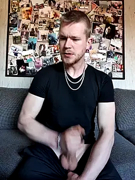 Playbunniboy online show from 04/21/26, 08:09