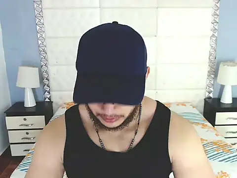 WilliamJhons online show from 03/14/25, 09:21