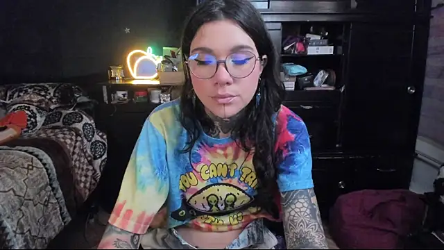 Snapshot of Lilmarieee chatting on 01/10/25, 10:25 Lilmarieee online show from 01/10/25, 10:25