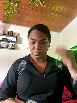 NatiBrunet online show from 11/10/25, 05:12