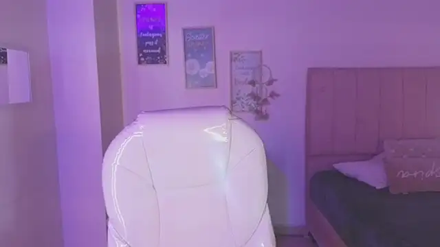 Amaia Daniells online show from 09/20/25, 03:51