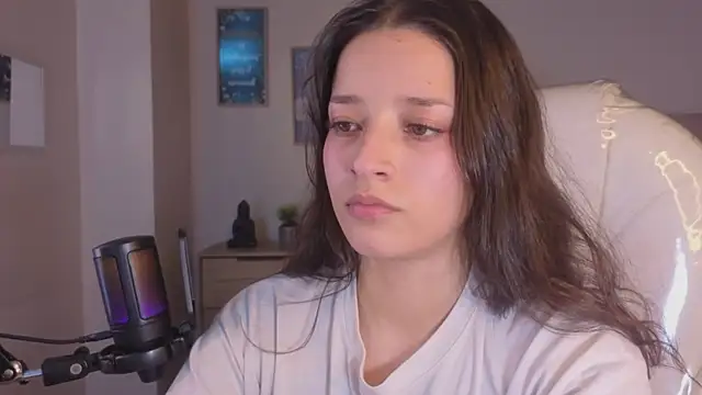 Amaia Daniells online show from 01/12/26, 04:18