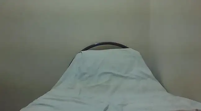 Annerae online show from 12/29/24, 03:35