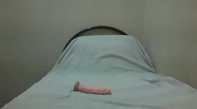 Annerae online show from 02/08/25, 05:18