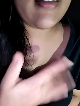 Annerae online show from 10/29/25, 03:25