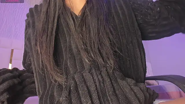 Meghan stonne  online show from 10/27/25, 07:07